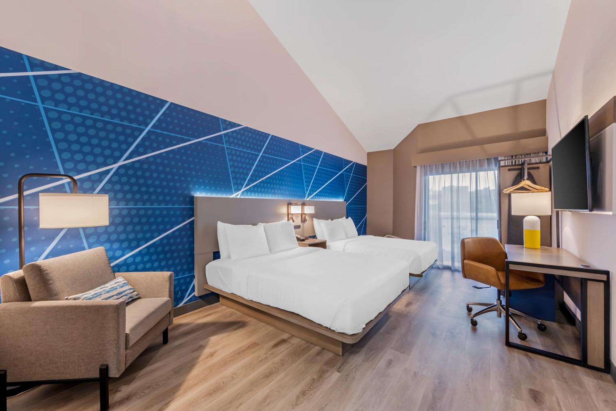 Comfort Inn & Suites Irvine Spectrum Lake Forest Room photo